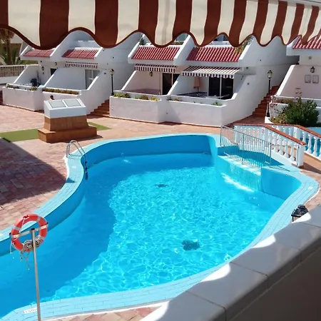 Casa Lorenzo - En Playa De Americas *