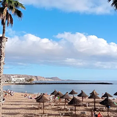 Casa Lorenzo - En Playa De Americas * 美洲海滩