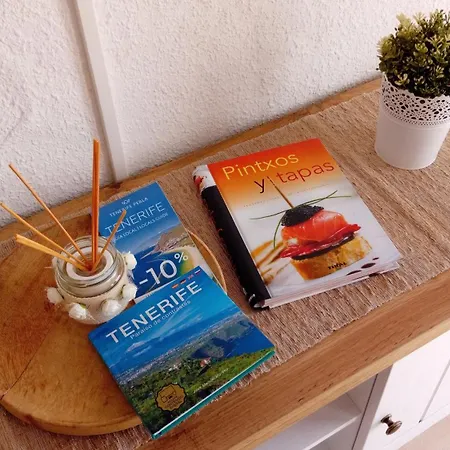 Casa Lorenzo - En Playa De Americas *