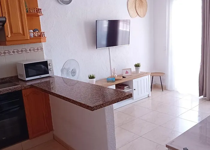 Casa Lorenzo - En Playa De Americas *